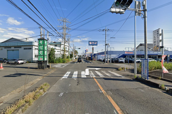 国道463号線沿いの風景